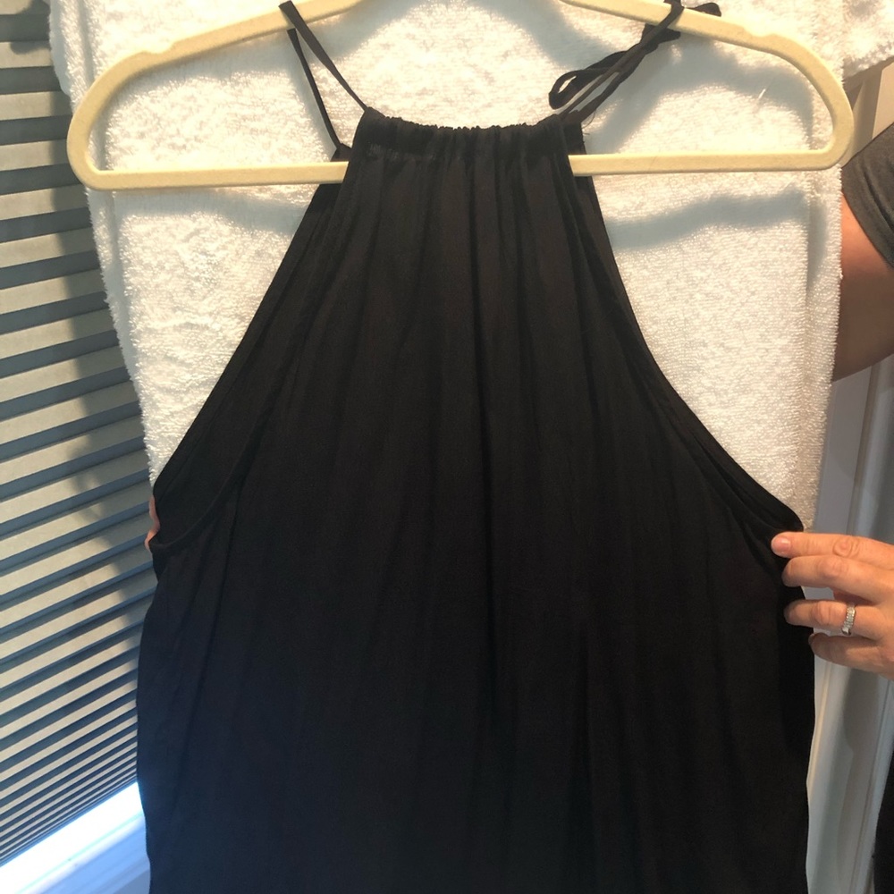 TOBI Black Crossback Tank Top Size M